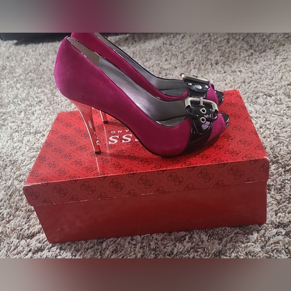 Guess Women's Peep Toe Heels - Pink and Black Heels NWOT Size 6 - Picture 7 of 10